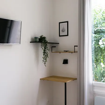 Jules Appart, Cosy, Central, 5 Ch, 10p, Tram L1, 2,3, 4 Et 5 *