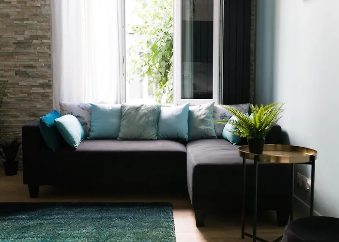 Jules Appart, Cosy, Central, 5 Ch, 10p, Tram L1, 2,3, 4 Et 5 *
